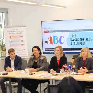 Teilnehmer:innen_Pressekonferenz