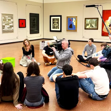 © Frauengesundheitszentrum FEM Süd / Eva Trettler Workshop mit Jugendlichen im Museum